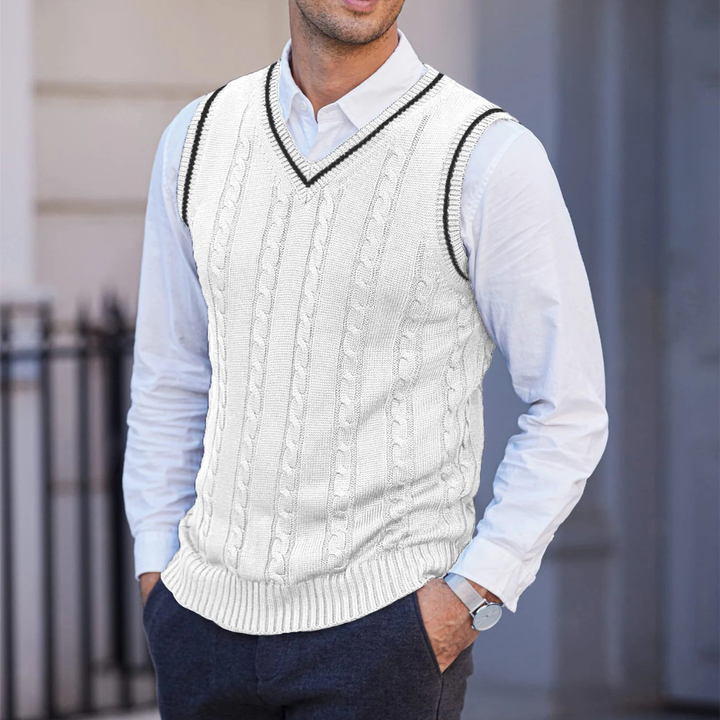 Arvorn | Herren Strickweste mit V-Ausschnitt Zopfmuster - Black - Image 5