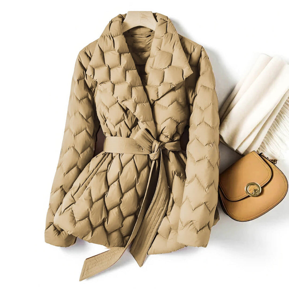 Britta | Damen Gesteppte Winterjacke mit Gürtel - Camel - Image 4