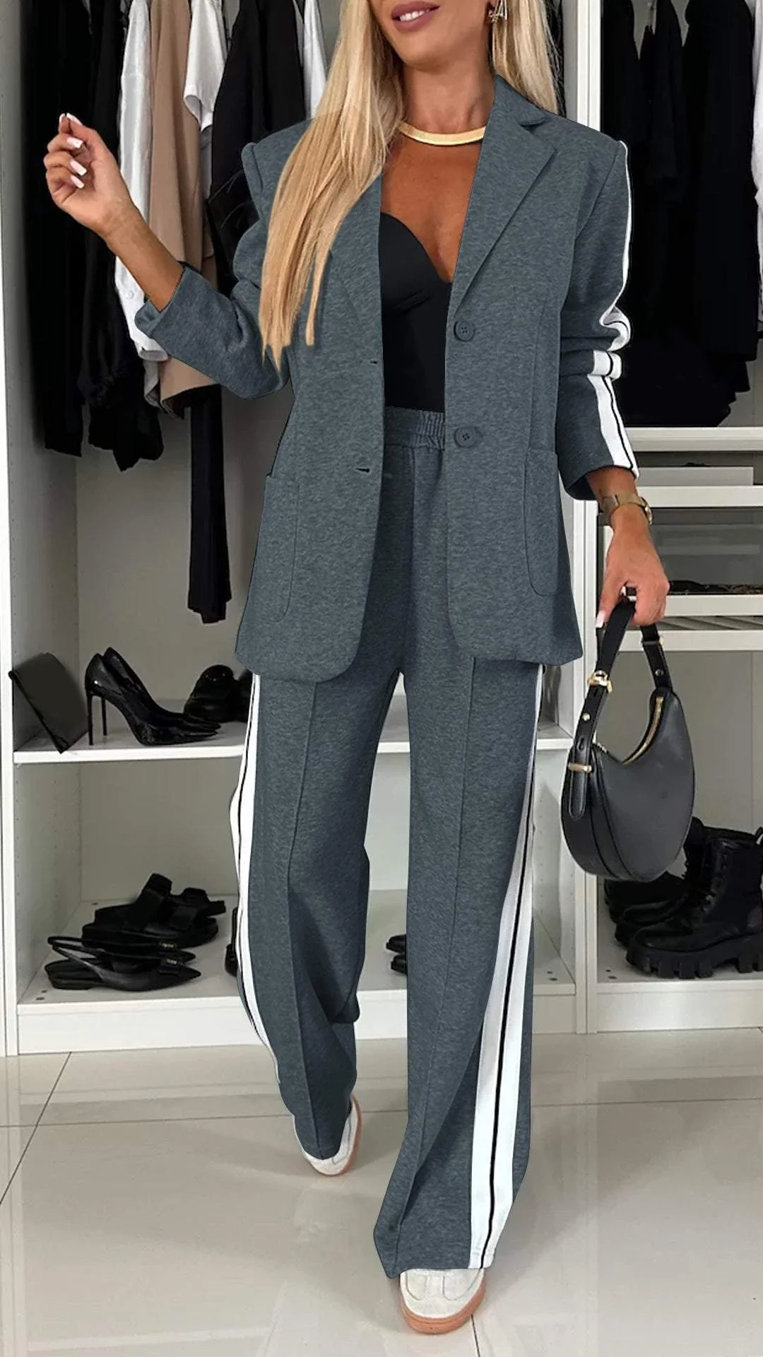 Brynveld | Damen Jacken-Set Joggingstreifen Grau - Light Grey - Image 5