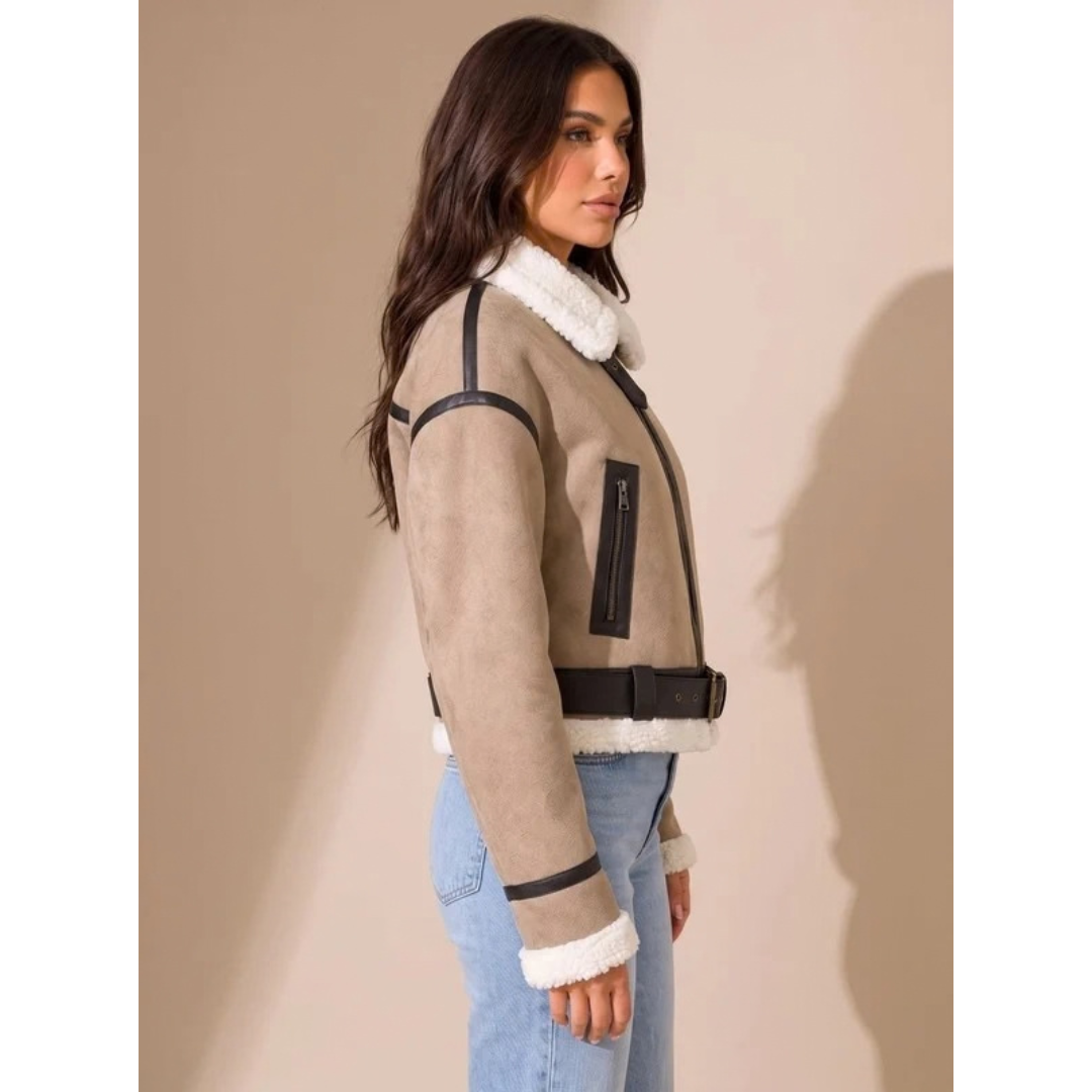 Brynveld | Damen Winterjacke Kurz Lammfell-Optik - Taupe - Image 2