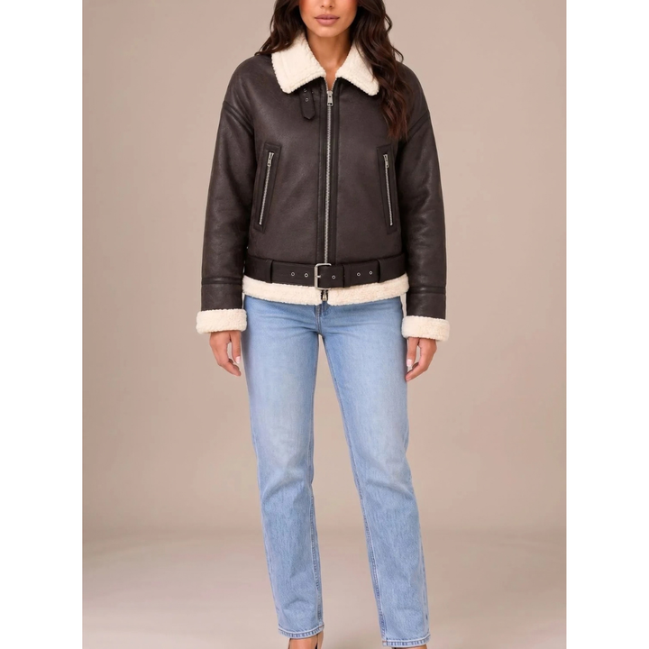 Brynveld | Damen Winterjacke Kurz Lammfell-Optik - Taupe - Image 4
