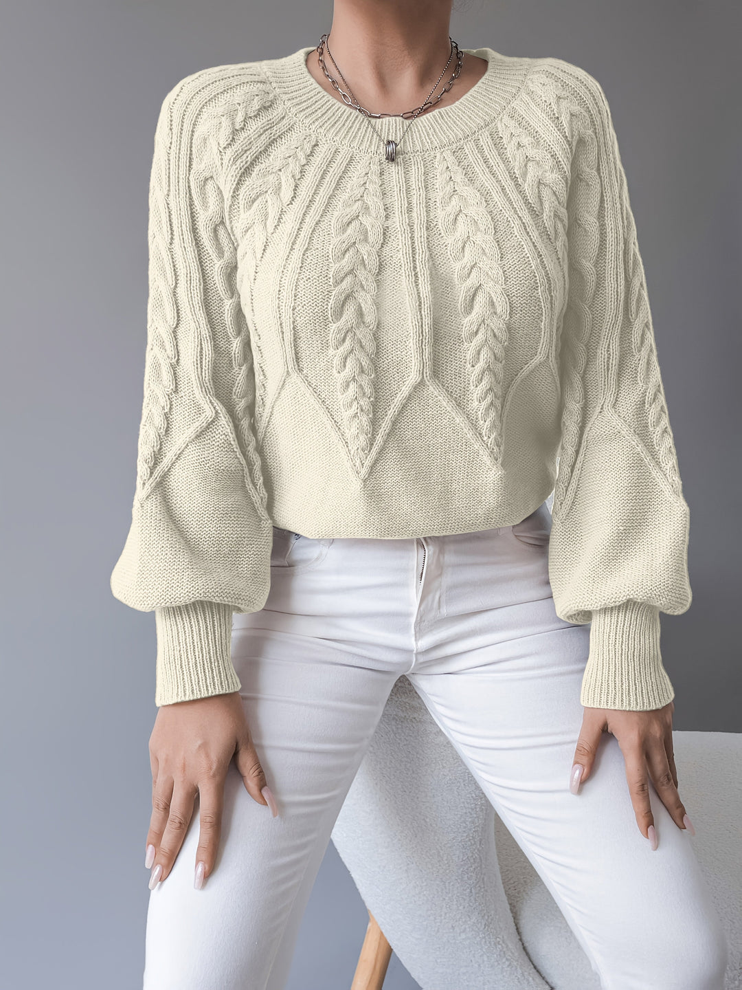 Caldra | Damen Zopfmuster Strickpullover - Taupe - Image 9