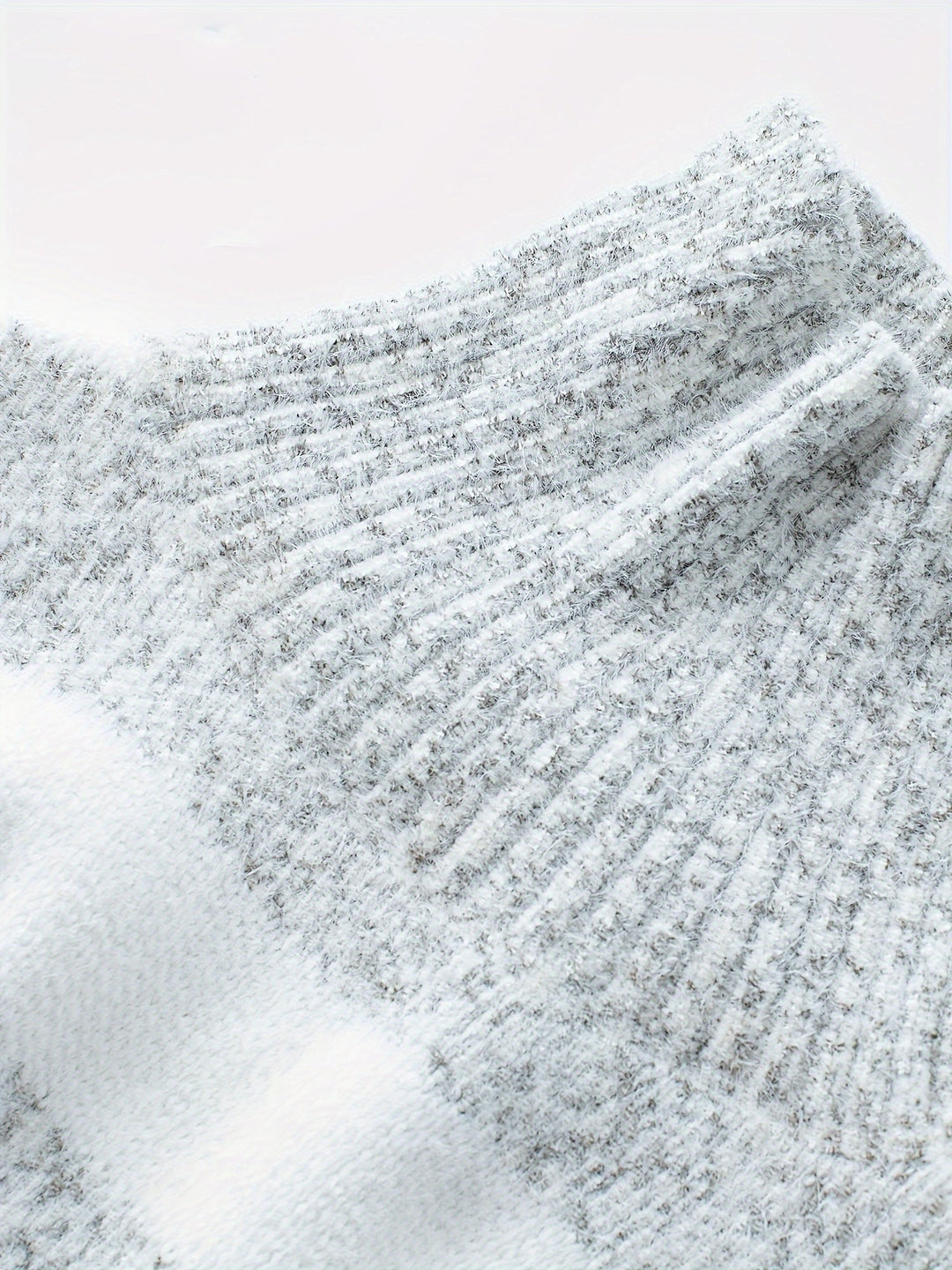 Colvina | Damen Rollkragenpullover Gestreift Oversize - White - Image 7