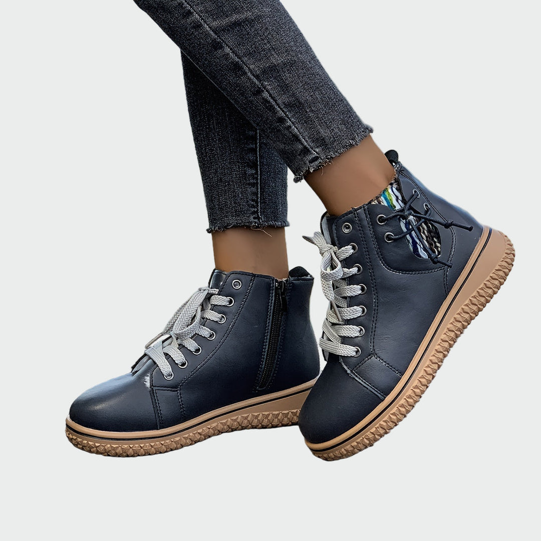 Delvone | Damen Stiefeletten mit Plateau und Schnürung - Image 1