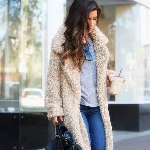 Dravelle | Damen Wintermantel Langer Teddymantel - Beige - Image 3