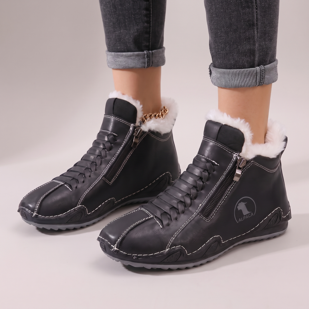 Felvorna | Damen Gefütterte Winterstiefelette - Black - Image 1