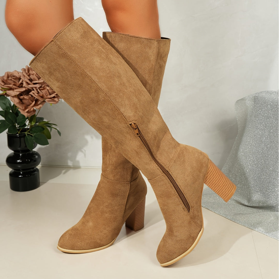 Gelvonde | Damen Kniehohe Stiefel Blockabsatz - Brown - Image 4