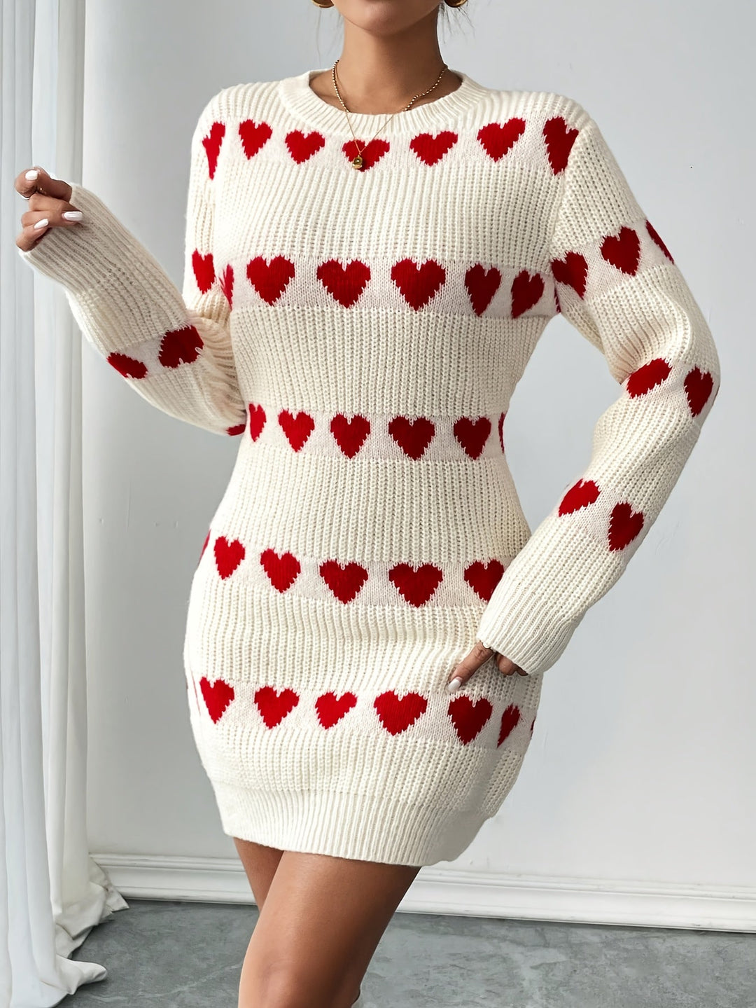 Halvindra | Damen Strickkleid mit Herzmuster Langarm - Cream - Image 5