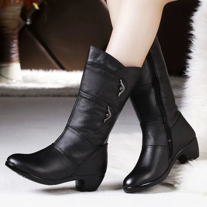 Halvwen | Damen Stiefel Wade Blockabsatz Schwarz - Black - Image 1