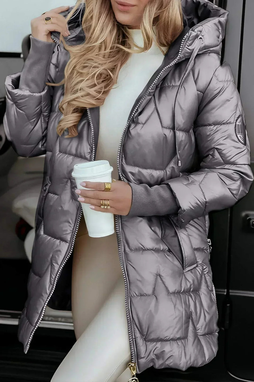 Heloise | Damen Lange Winterjacke mit Kapuze - Bronze - Image 10