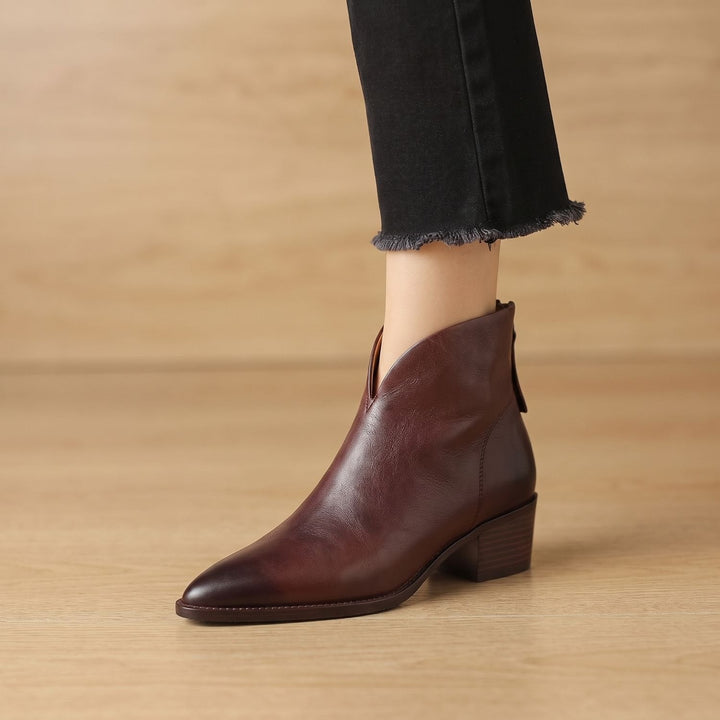 Lenvike | Damen Stiefeletten Spitz Blockabsatz Ankle Boot - Black - Image 2