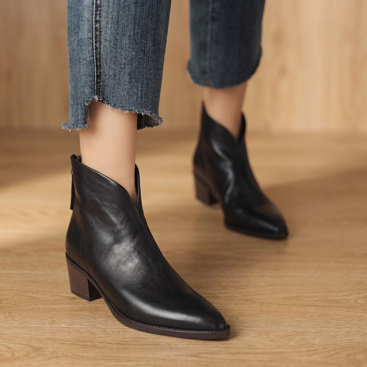 Lenvike | Damen Stiefeletten Spitz Blockabsatz Ankle Boot - Black - Image 7