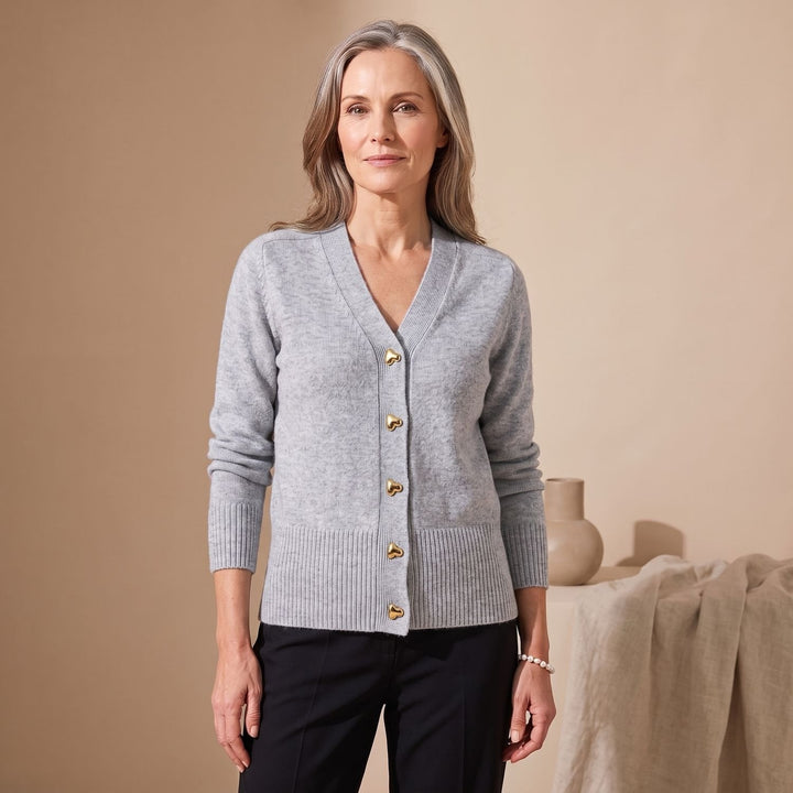 Lyndvore | Damen Strickjacke V-Ausschnitt Herzknöpfe - Red - Image 2