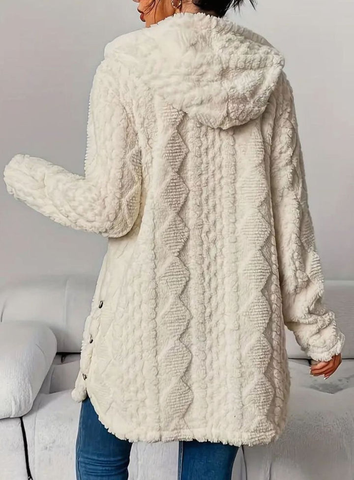 Lyverna | Damen Teddyjacke mit Kapuze und Knöpfen - Cream - Image 3