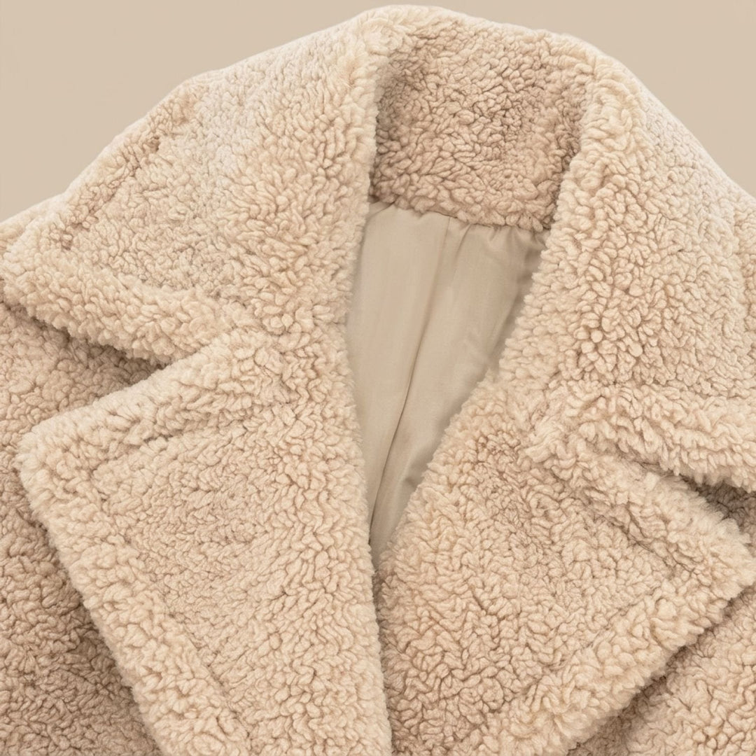 Lyvonde | Damen Langer Wintermantel Teddy Fleece - Beige - Image 3