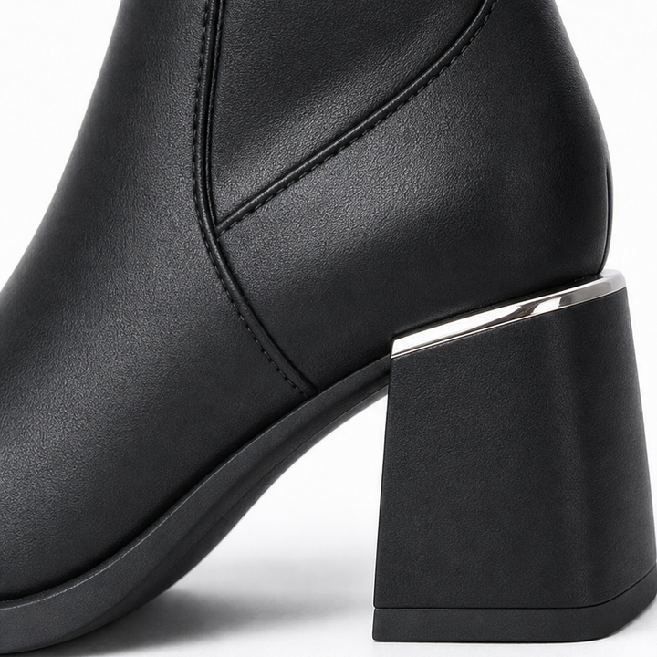 Nelvara | Damen Overknee Stiefel Stretch Schaft - Black - Image 10