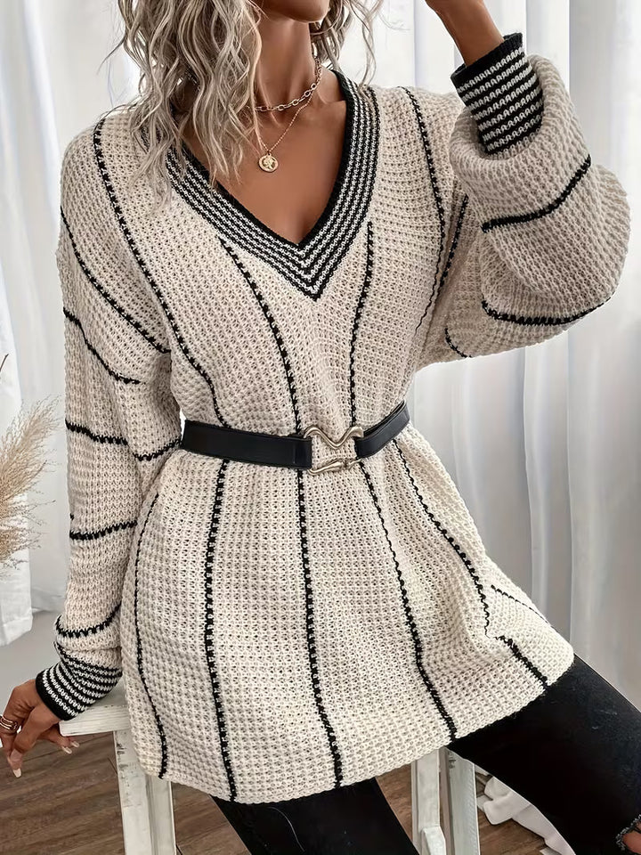 Nolvra | Damen Oversize Strickpullover V-Ausschnitt - Cream - Image 5