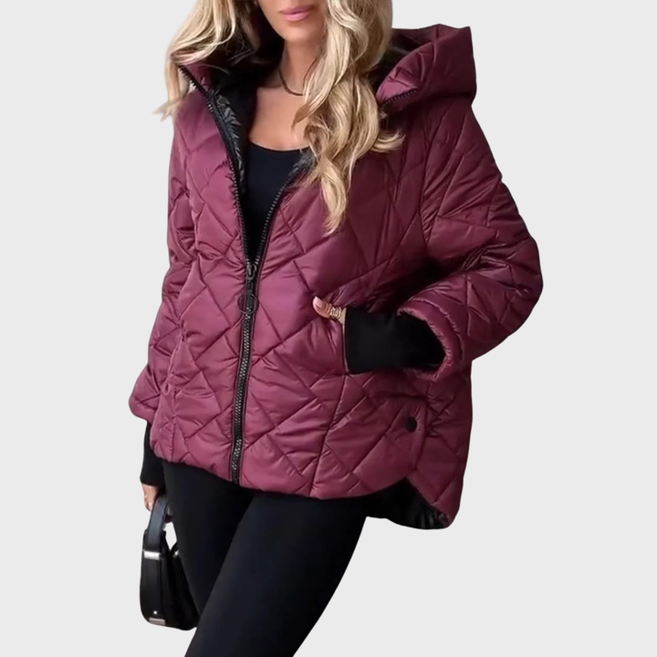 Ragna | Damen Gesteppte Winterjacke mit Kapuze - Burgundy - Image 4