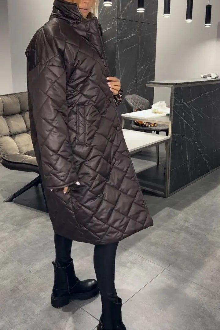 Reinhild | Damen Lange Winterjacke Gesteppt Wendbar - Dark Brown - Image 12