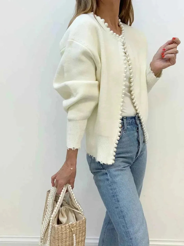 Relvara | Damen Strickjacke mit Perlenbesatz - Cream - Image 1