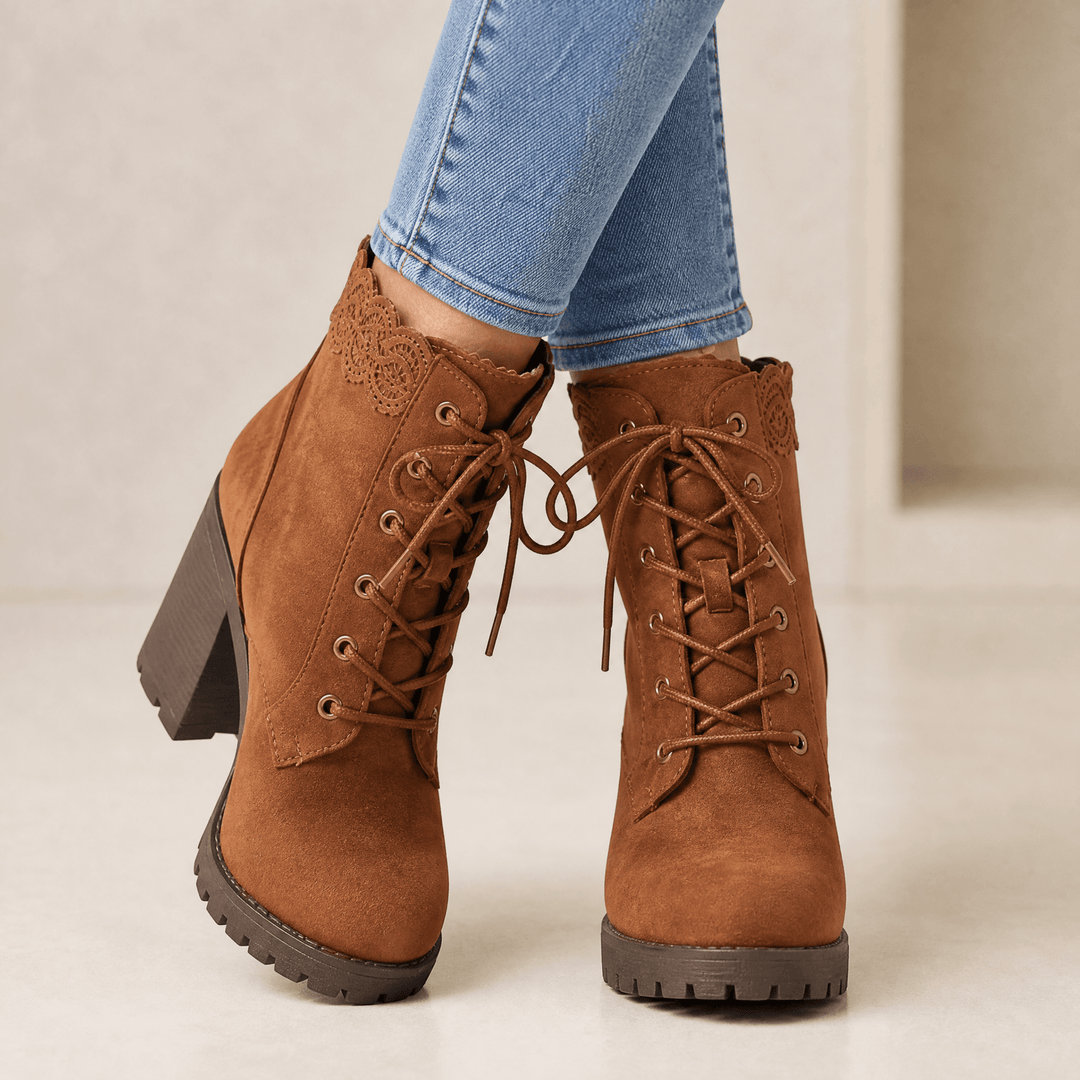 Relvonde | Damen Stiefeletten mit Spitzenbesatz &amp; Blockabsatz - Burgundy - Image 6