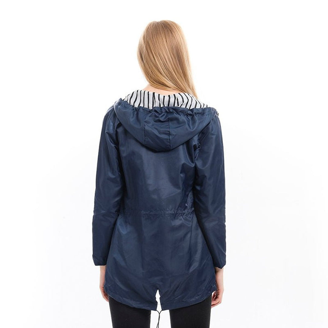 Rolvaine | Damen Regenjacke mit Kapuze und Taillenzug - Navy - Image 3