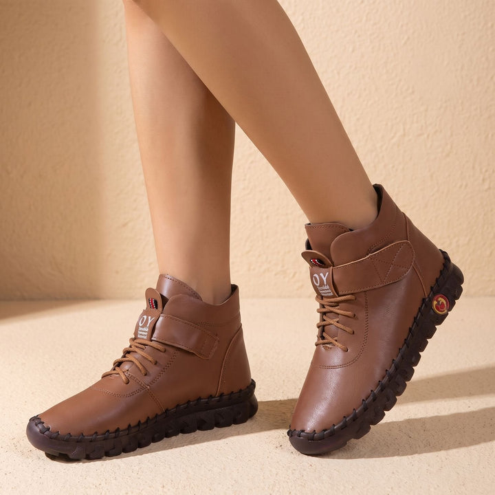 Rolveka | Damen Stiefeletten Klettverschluss Profilsohle - Image 1