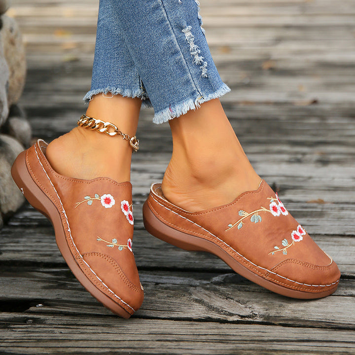 Rolvike | Damen Hausschuhe Bestickter Schlupfschuh - Brown - Image 5