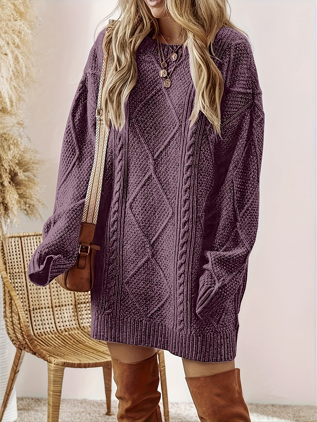 Solvane | Damen Strickkleid mit Zopfmuster - Purple - Image 2