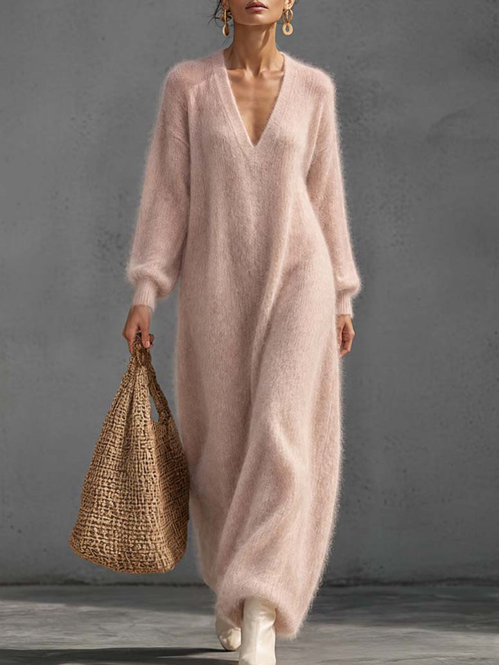Sylvonde | Damen Maxi-Strickkleid mit V-Ausschnitt - Light Pink - Image 1