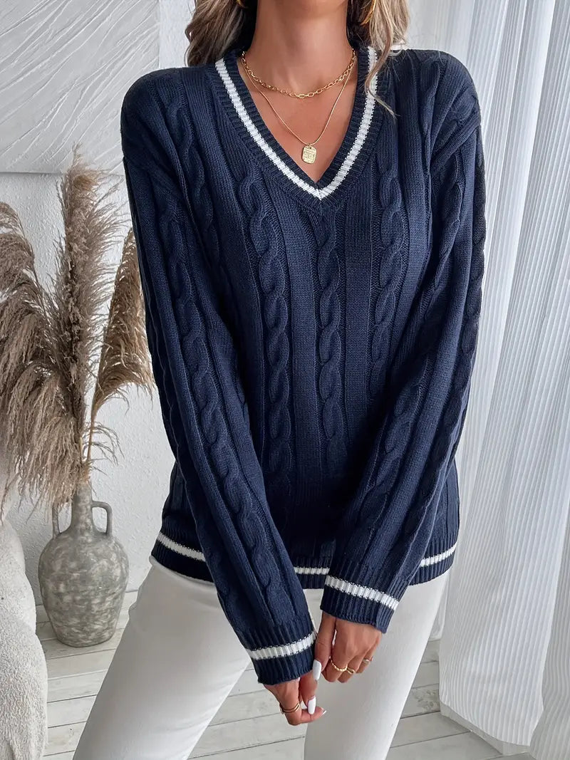 Thorduna | Damen Pullover Zopfmuster V-Ausschnitt - Navy - Image 2