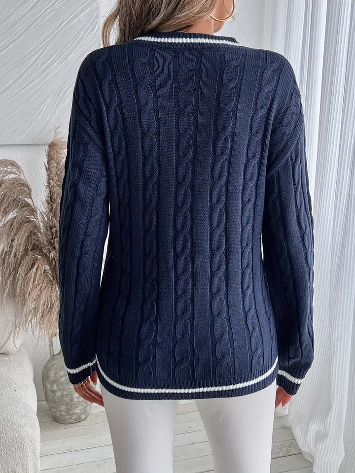 Thorduna | Damen Pullover Zopfmuster V-Ausschnitt - Navy - Image 5
