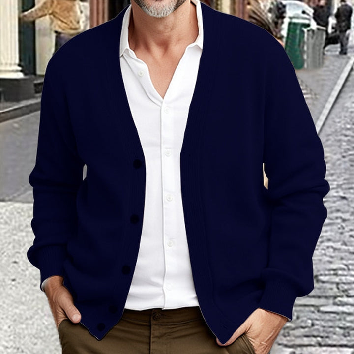 Valdric | Herren Strickjacke V-Ausschnitt Knopfleiste - Red - Image 3