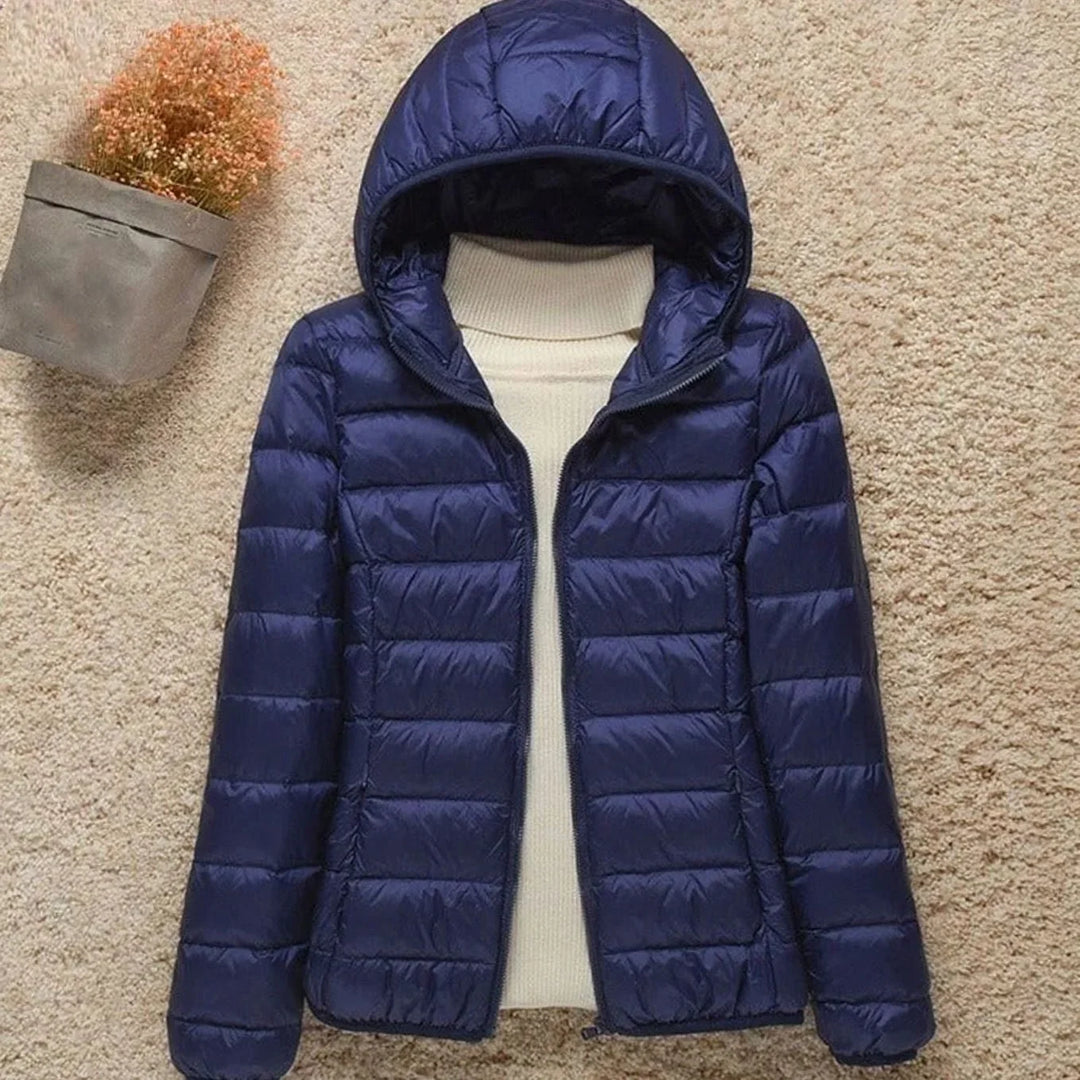 Veldmira | Damen Winterjacke Ultraleicht mit Kapuze - Image 2