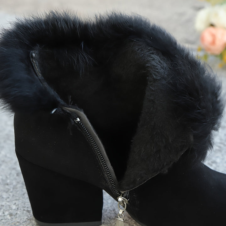 Veldrun | Damen Stiefeletten mit Fellborte und Blockabsatz - Black - Image 12