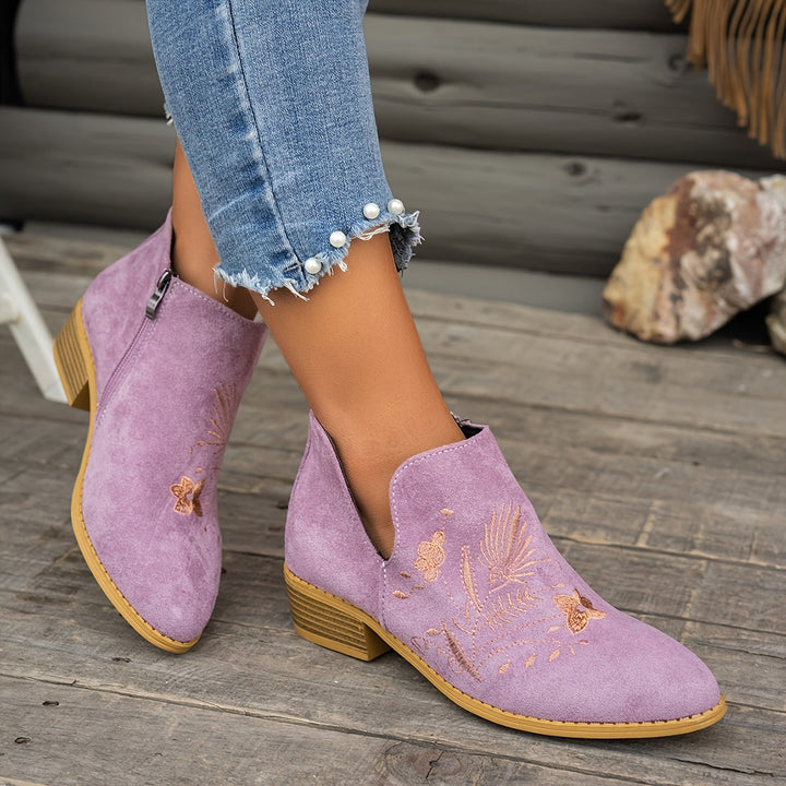 Veldrun | Damen Stiefeletten mit Stickerei - Black - Image 10