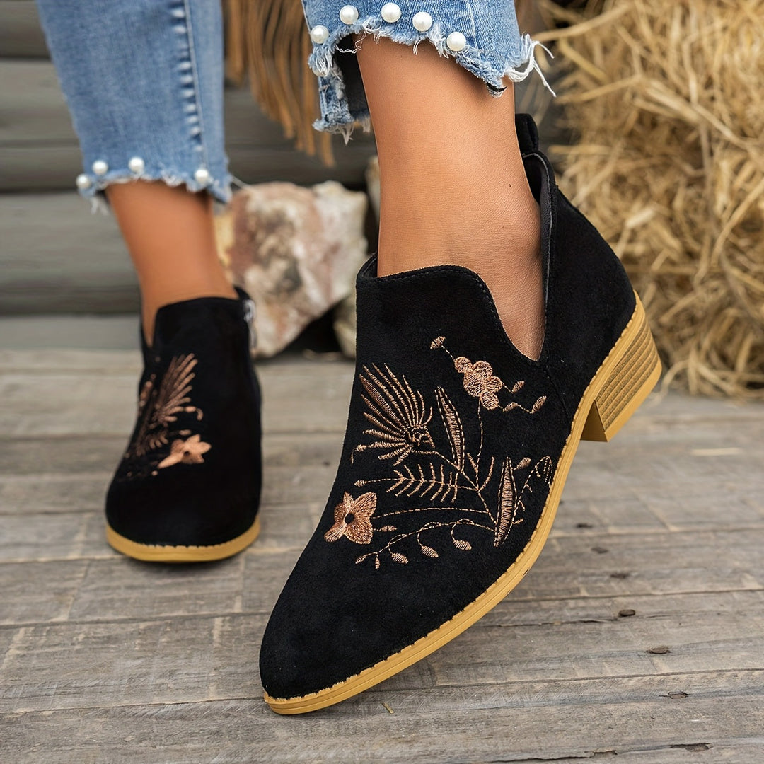 Veldrun | Damen Stiefeletten mit Stickerei - Black - Image 3