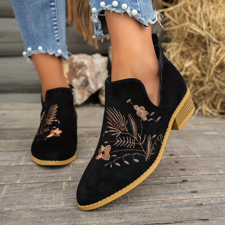 Veldrun | Damen Stiefeletten mit Stickerei - Black - Image 3