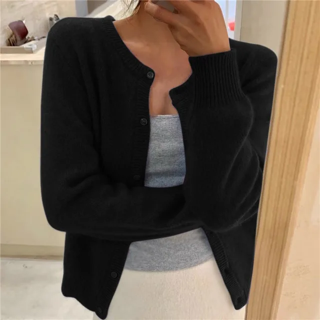Wulfmara | Damen Strickjacke mit Knopfleiste - Grey - Image 2