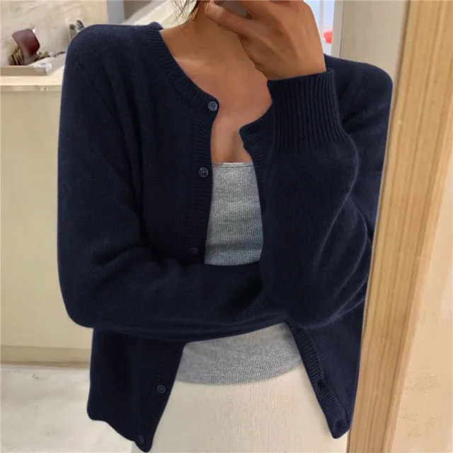 Wulfmara | Damen Strickjacke mit Knopfleiste - Grey - Image 9